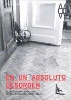 En un Desorden Absoluto.
