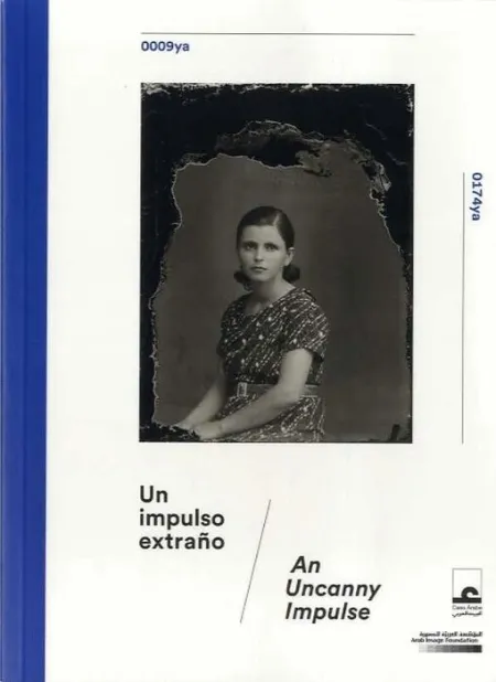 Un Impulso Extraño / An Uncanny Impulse