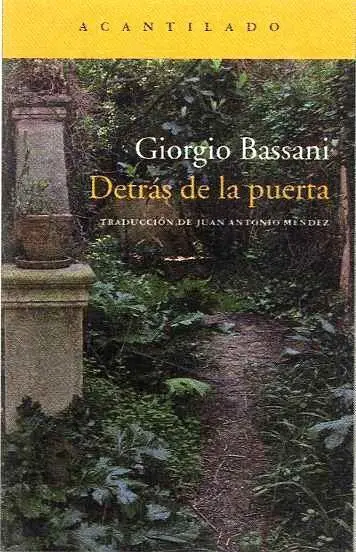 Detrás de la Puerta