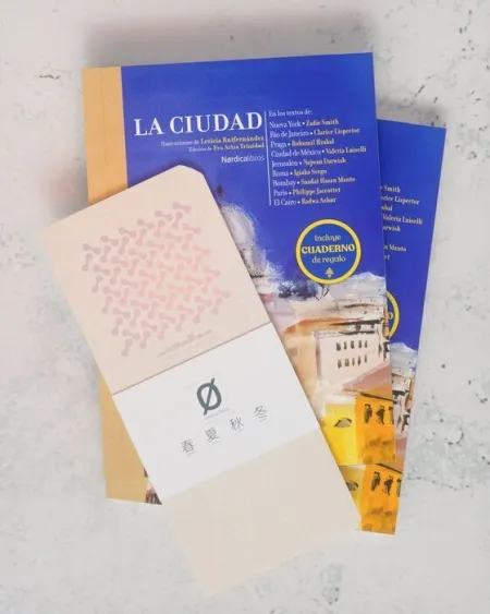 La Ciudad + Cuaderno de Estaciones Japones